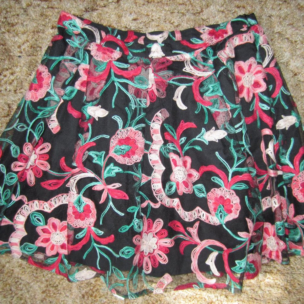 Forever 21 Embroidered Short Skirt